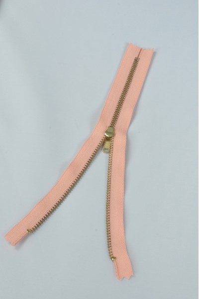 ZIP081  1號拉鏈  金銅金屬拉鏈   單頭密尾拉鏈   不設單獨拉鍊訂購  細節-2